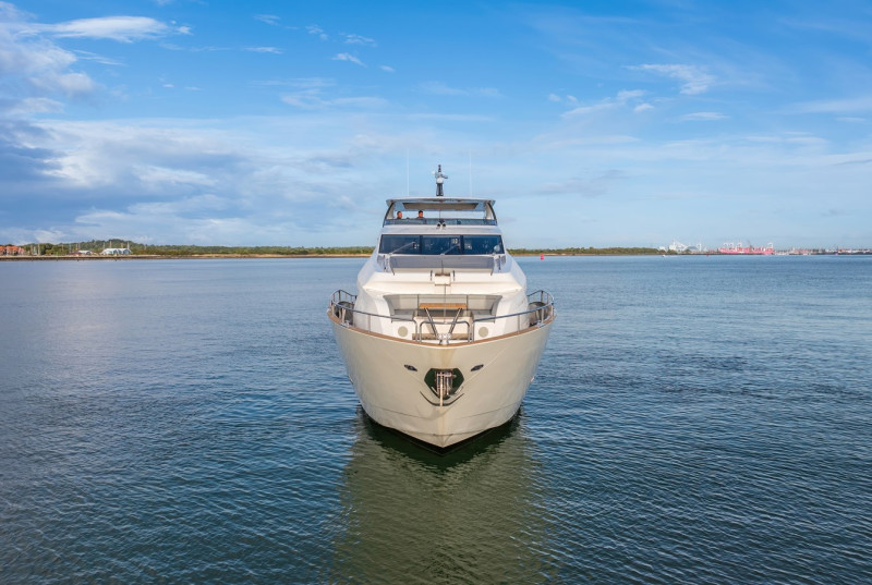 95 YACHT 2019 SUNSEEKER