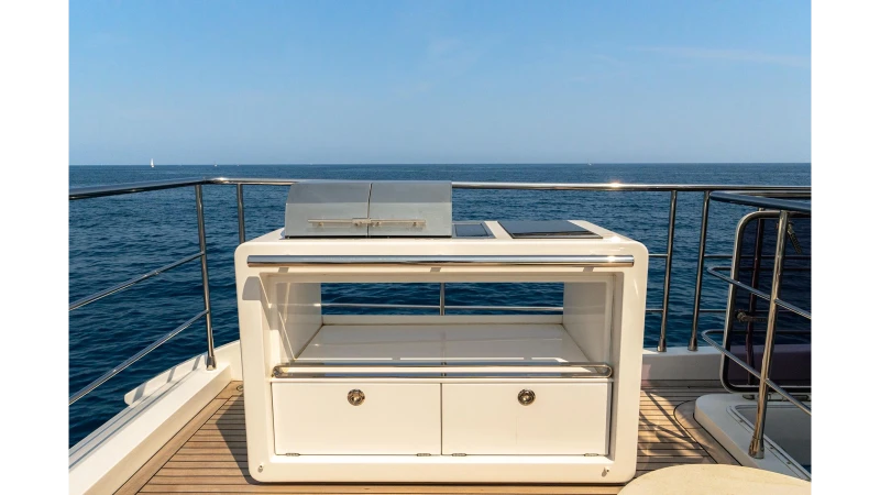 GRANDE 27M 2019 AZIMUT YACHTS