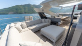95 YACHT 2018 SUNSEEKER