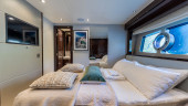 95 YACHT 2018 SUNSEEKER