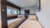 95 YACHT 2018 SUNSEEKER