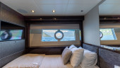 95 YACHT 2018 SUNSEEKER