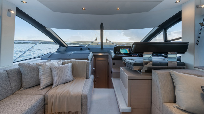 MANHATTAN 56 2026 SUNSEEKER