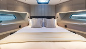 MANHATTAN 56 2026 SUNSEEKER