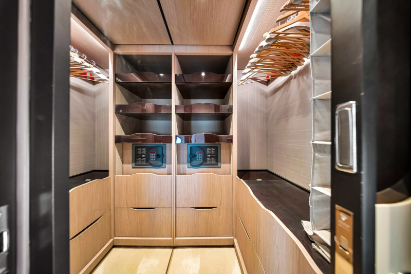 GRANDE 27M 2019 AZIMUT YACHTS