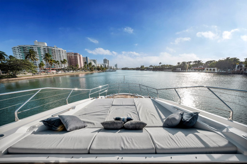 GRANDE 27M 2019 AZIMUT YACHTS