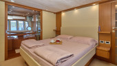 780 2008 FERRETTI YACHTS