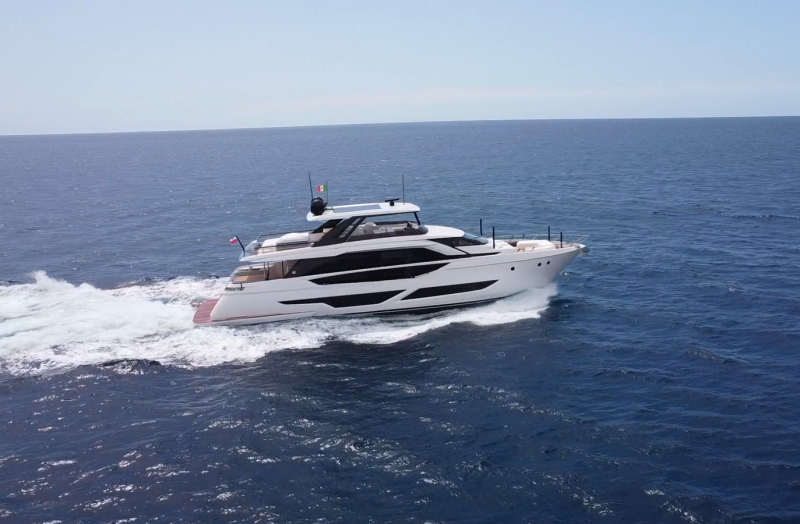 860 2023 FERRETTI YACHTS