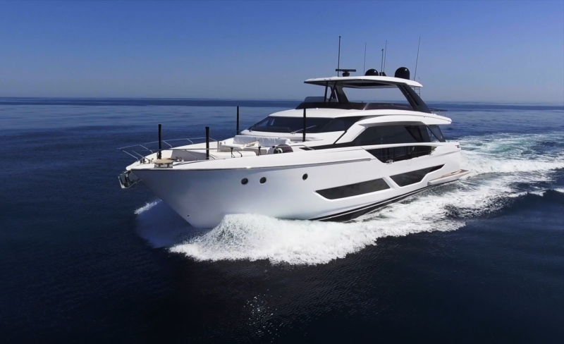860 2023 FERRETTI YACHTS