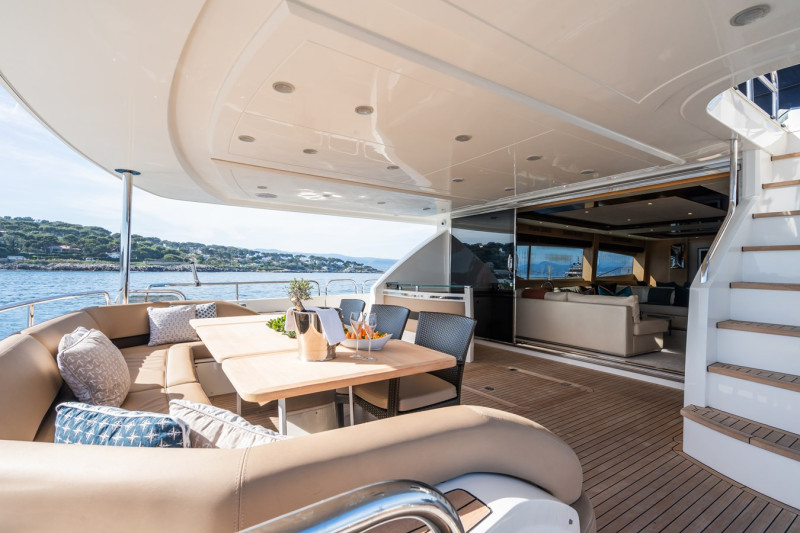 PRINCESS 95 2009 PRINCESS YACHTS