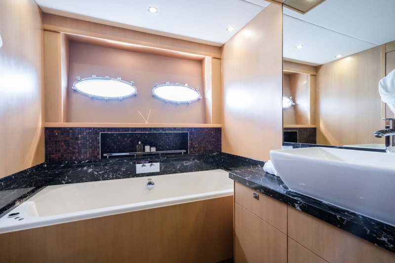 PRINCESS 95 2009 PRINCESS YACHTS