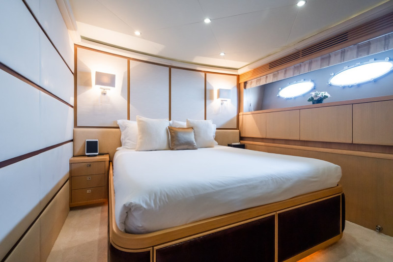PRINCESS 95 2009 PRINCESS YACHTS