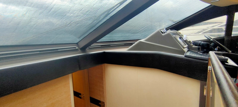 64 FLYBRIDGE 2015 AZIMUT YACHTS