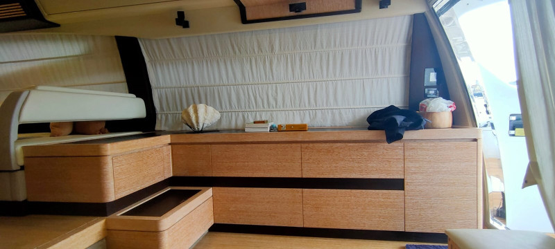 64 FLYBRIDGE 2015 AZIMUT YACHTS