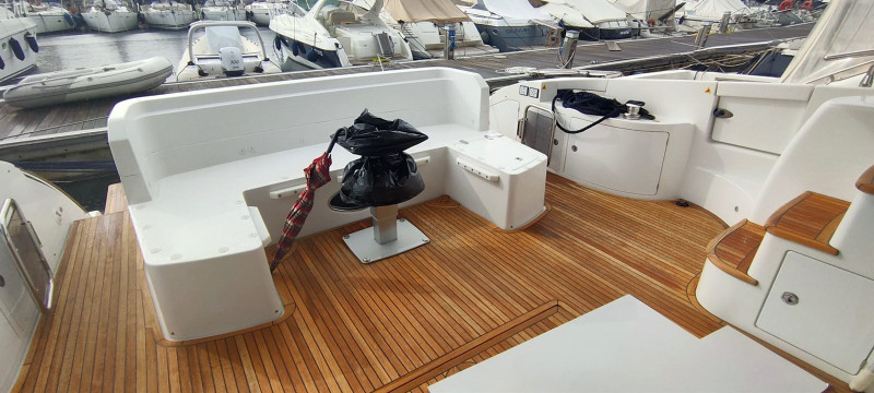 64 FLYBRIDGE 2015 AZIMUT YACHTS