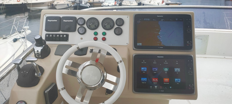 64 FLYBRIDGE 2015 AZIMUT YACHTS