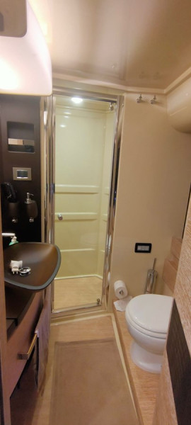 64 FLYBRIDGE 2015 AZIMUT YACHTS