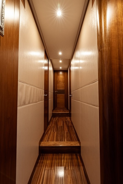 94 VOYAGER 2015 MULDER SHIPYARD