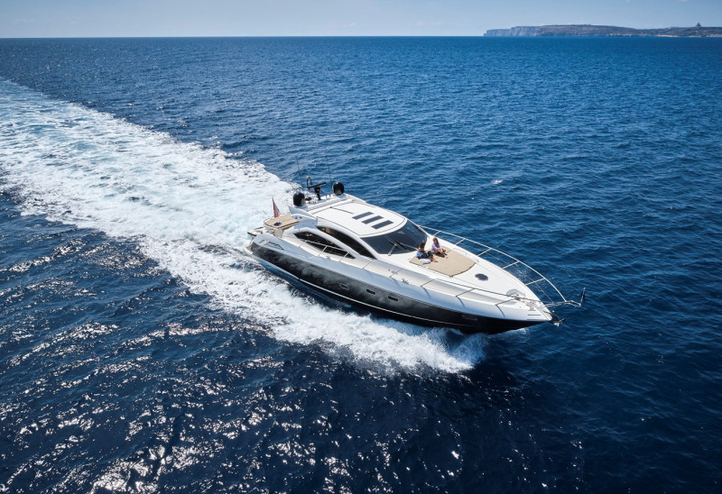 PREDATOR 64 2010 SUNSEEKER