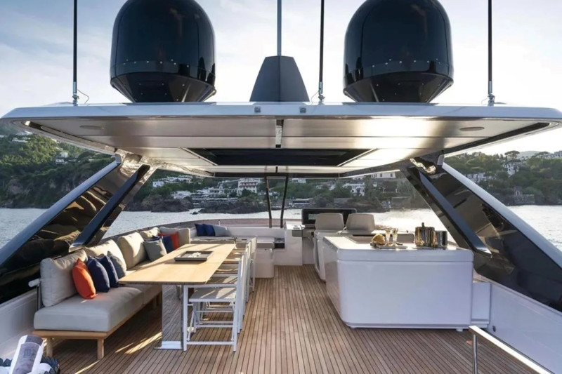 FERRETTI YACHTS 860 2023 FERRETTI YACHTS