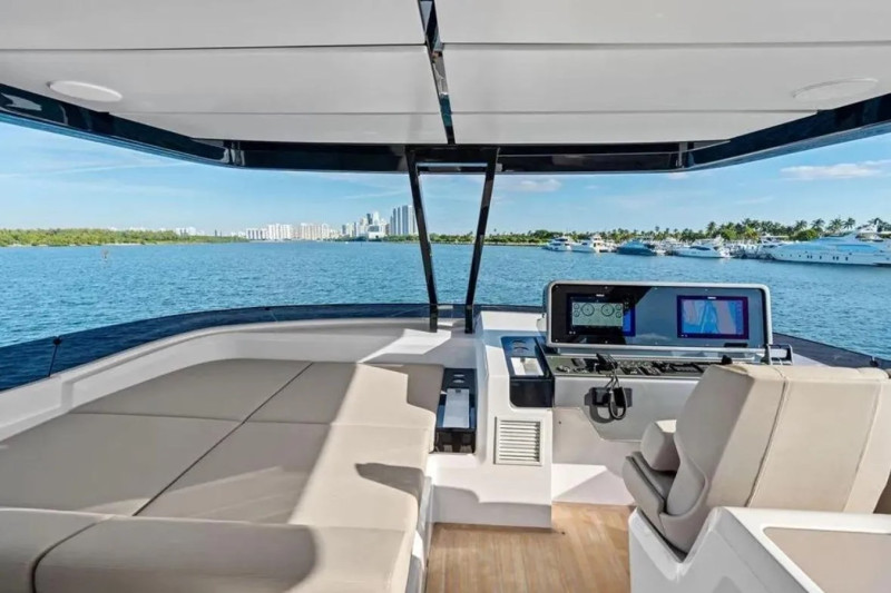 FERRETTI YACHTS 860 2023 FERRETTI YACHTS