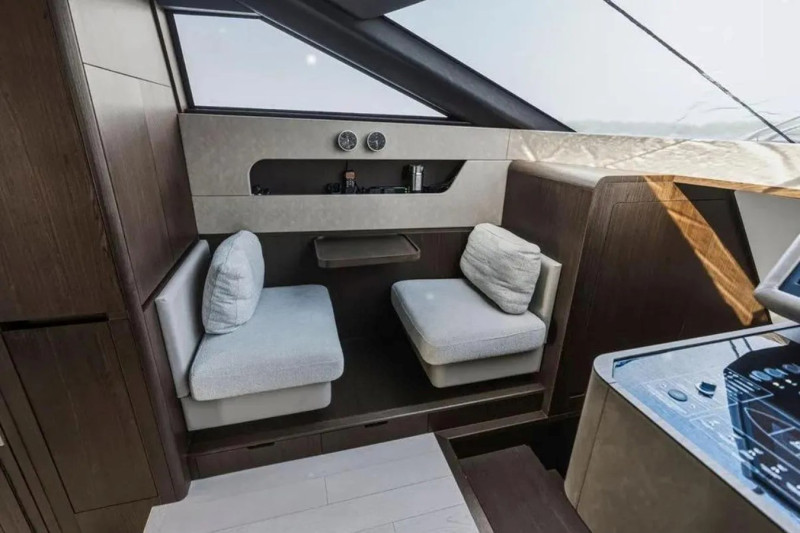 FERRETTI YACHTS 860 2023 FERRETTI YACHTS