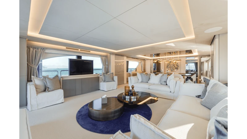 116 2008 AZIMUT YACHTS