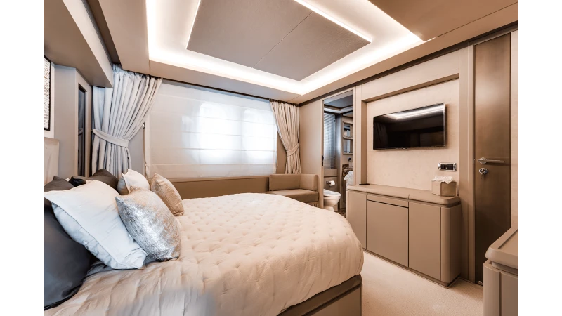 116 2008 AZIMUT YACHTS