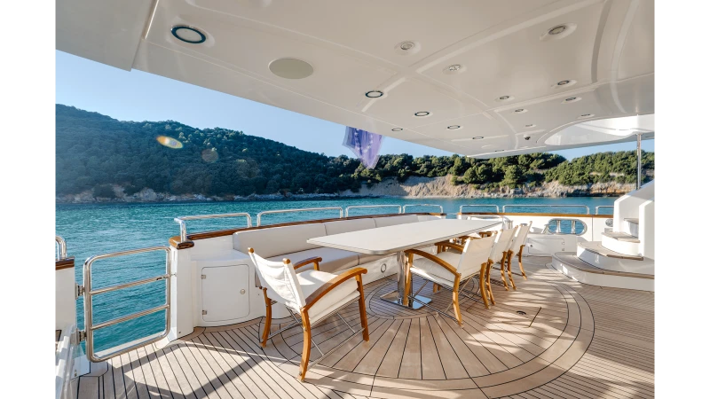 116 2008 AZIMUT YACHTS