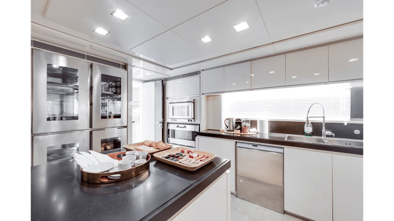116 2008 AZIMUT YACHTS