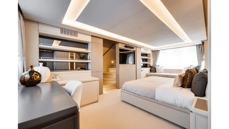 116 2008 AZIMUT YACHTS