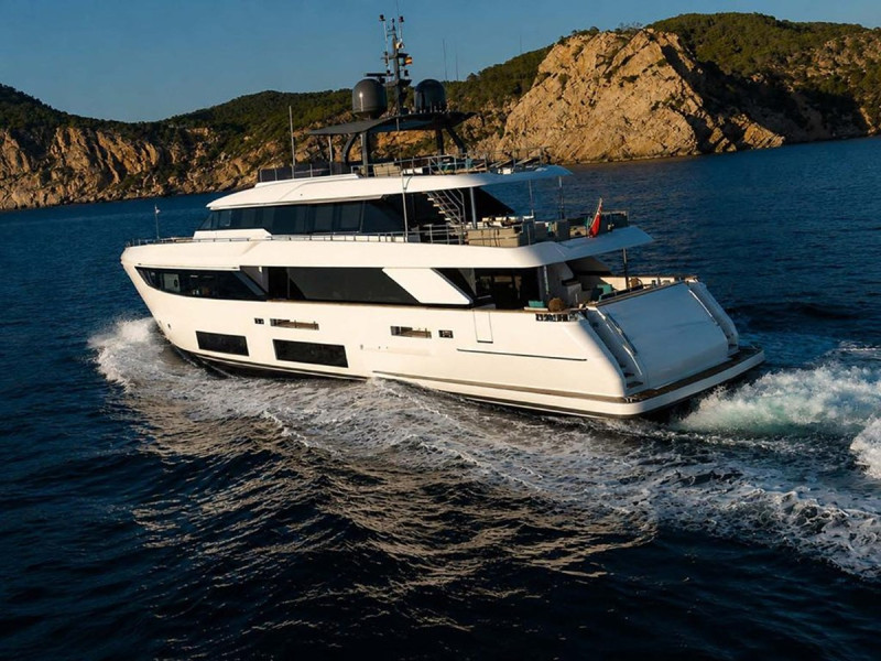 NAVETTA 33 2020 CUSTOM LINE