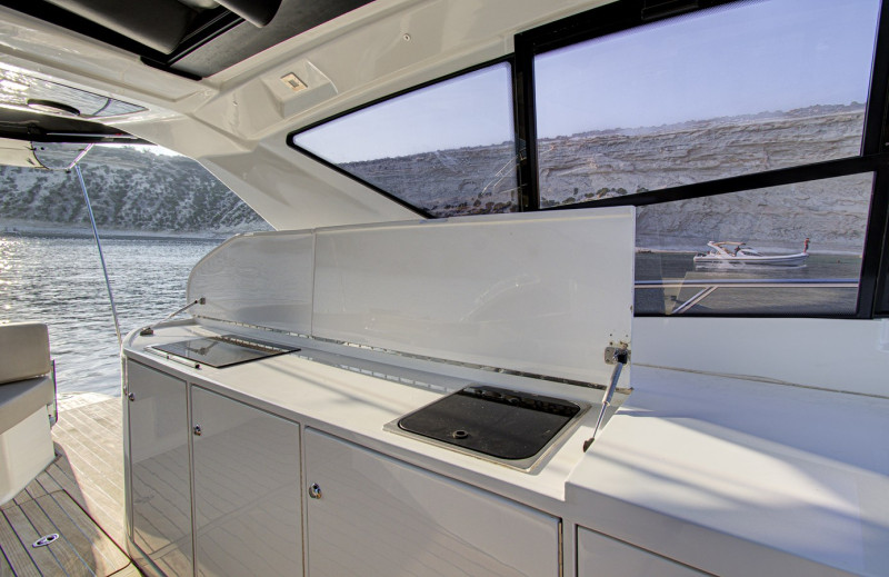 Cranchi 44 2021 CRANCHI YACHTS