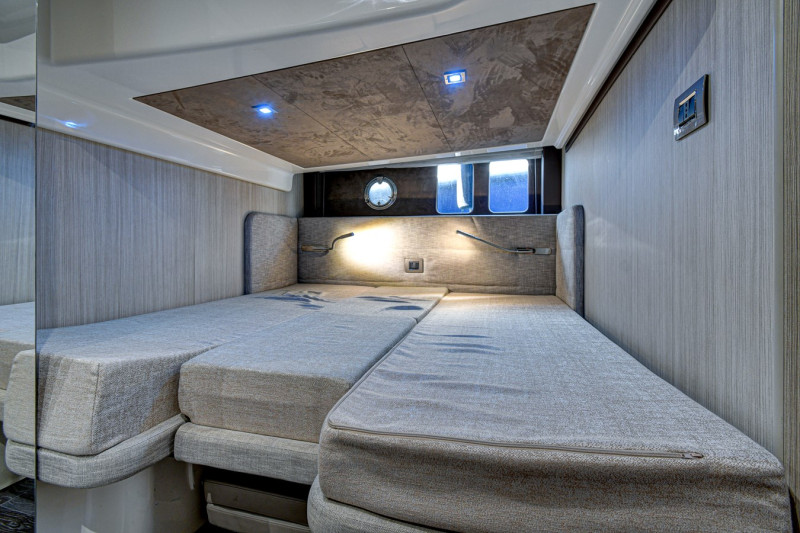 Cranchi 44 2021 CRANCHI YACHTS