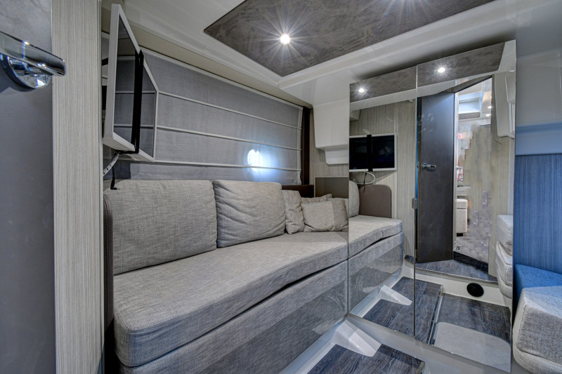 Cranchi 44 2021 CRANCHI YACHTS