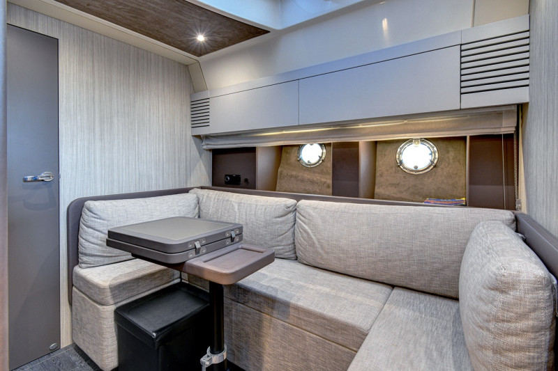 Cranchi 44 2021 CRANCHI YACHTS