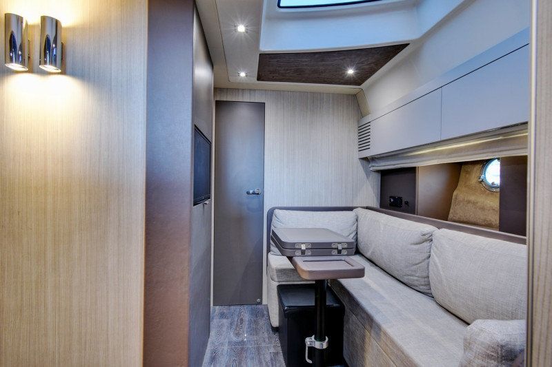 Cranchi 44 2021 CRANCHI YACHTS