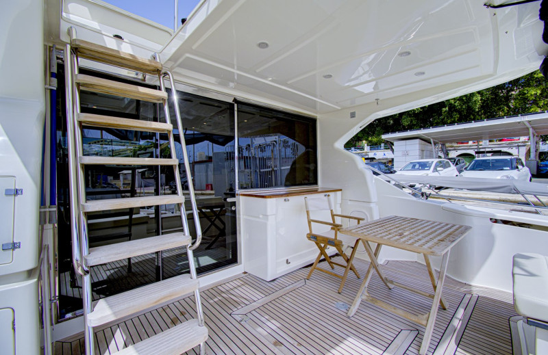 Ferretti 510 2010 FERRETTI YACHTS