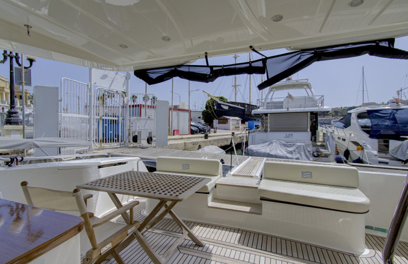 Ferretti 510 2010 FERRETTI YACHTS