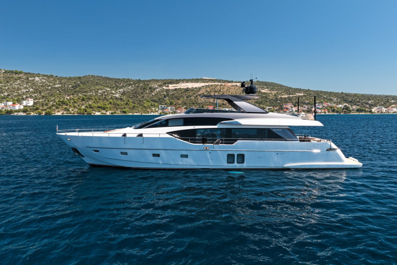 SL86 2019 SANLORENZO YACHTS