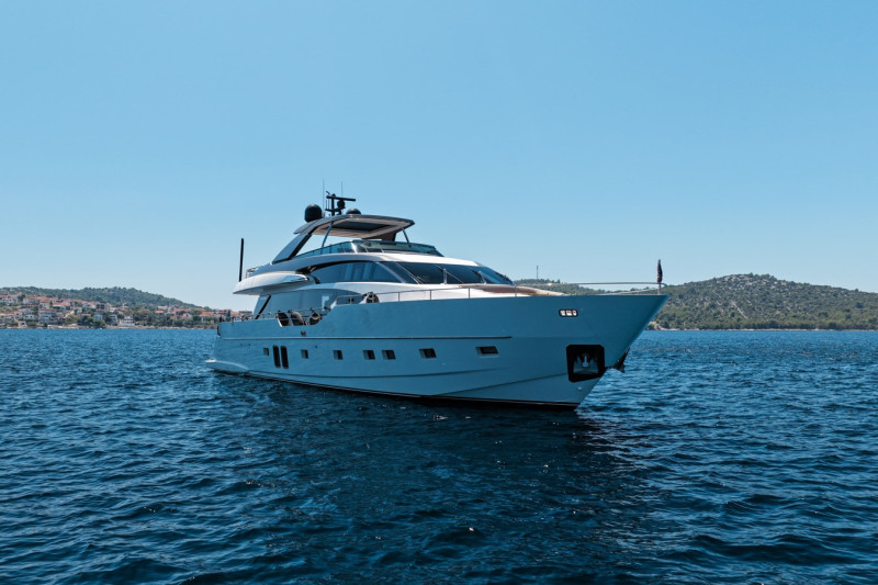 SL86 2019 SANLORENZO YACHTS