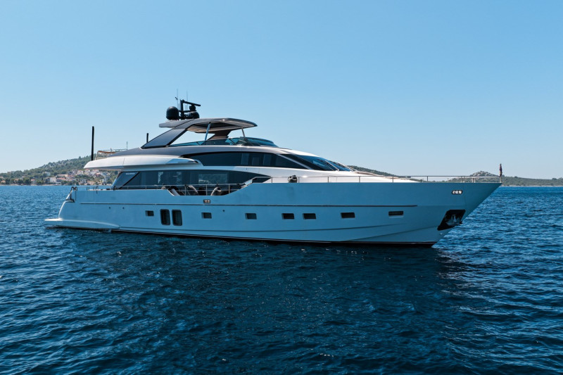 SL86 2019 SANLORENZO YACHTS