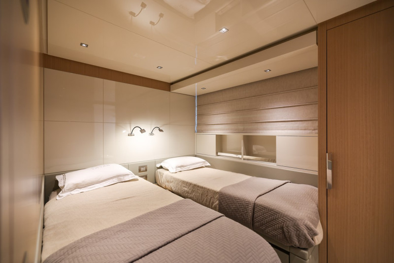 SL86 2019 SANLORENZO YACHTS