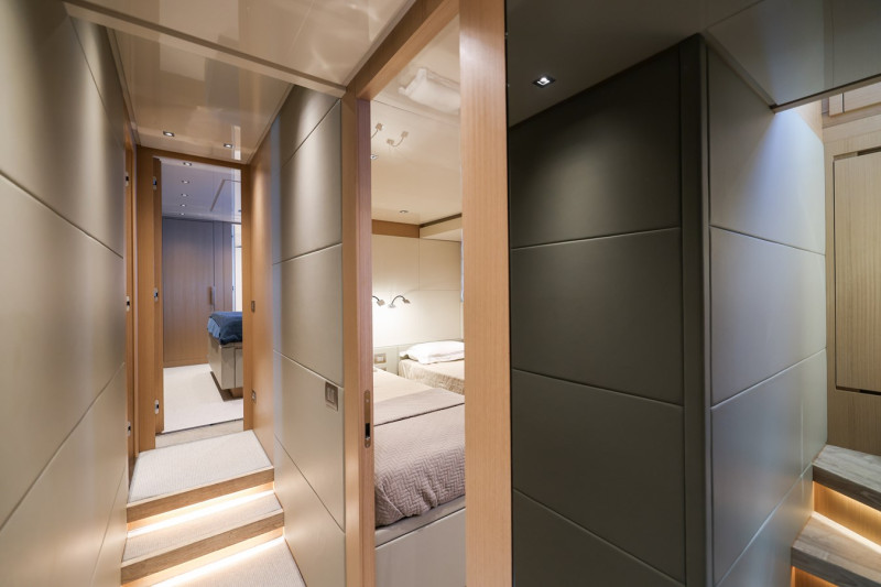 SL86 2019 SANLORENZO YACHTS