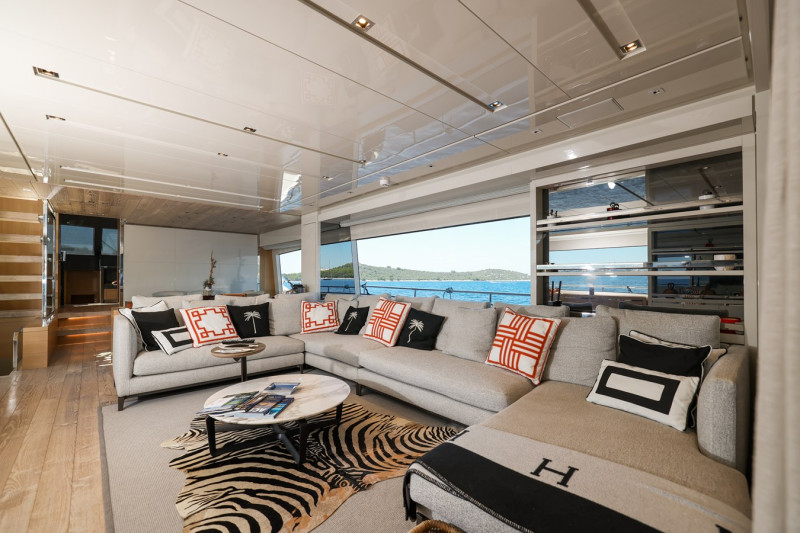 SL86 2019 SANLORENZO YACHTS