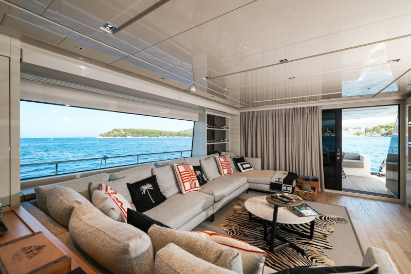 SL86 2019 SANLORENZO YACHTS