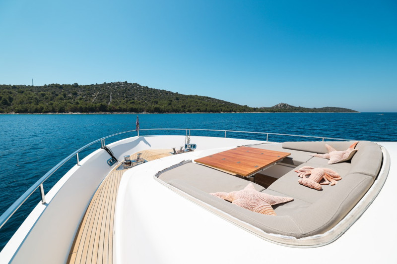 SL86 2019 SANLORENZO YACHTS
