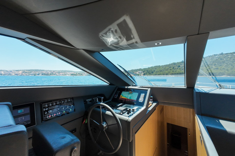 SL86 2019 SANLORENZO YACHTS