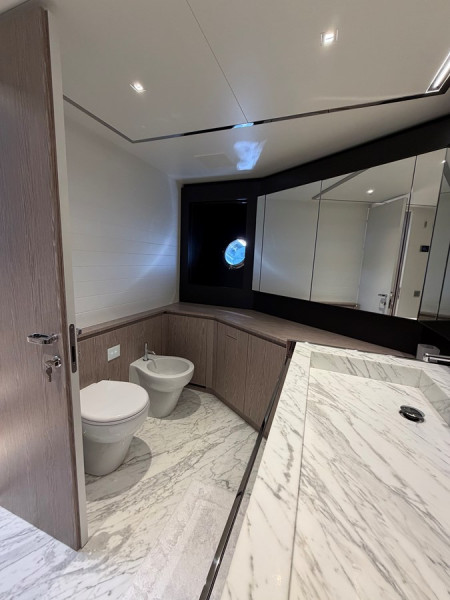 90 ARGO 2024 RIVA YACHT
