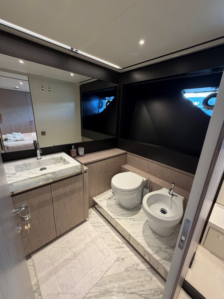 90 ARGO 2024 RIVA YACHT